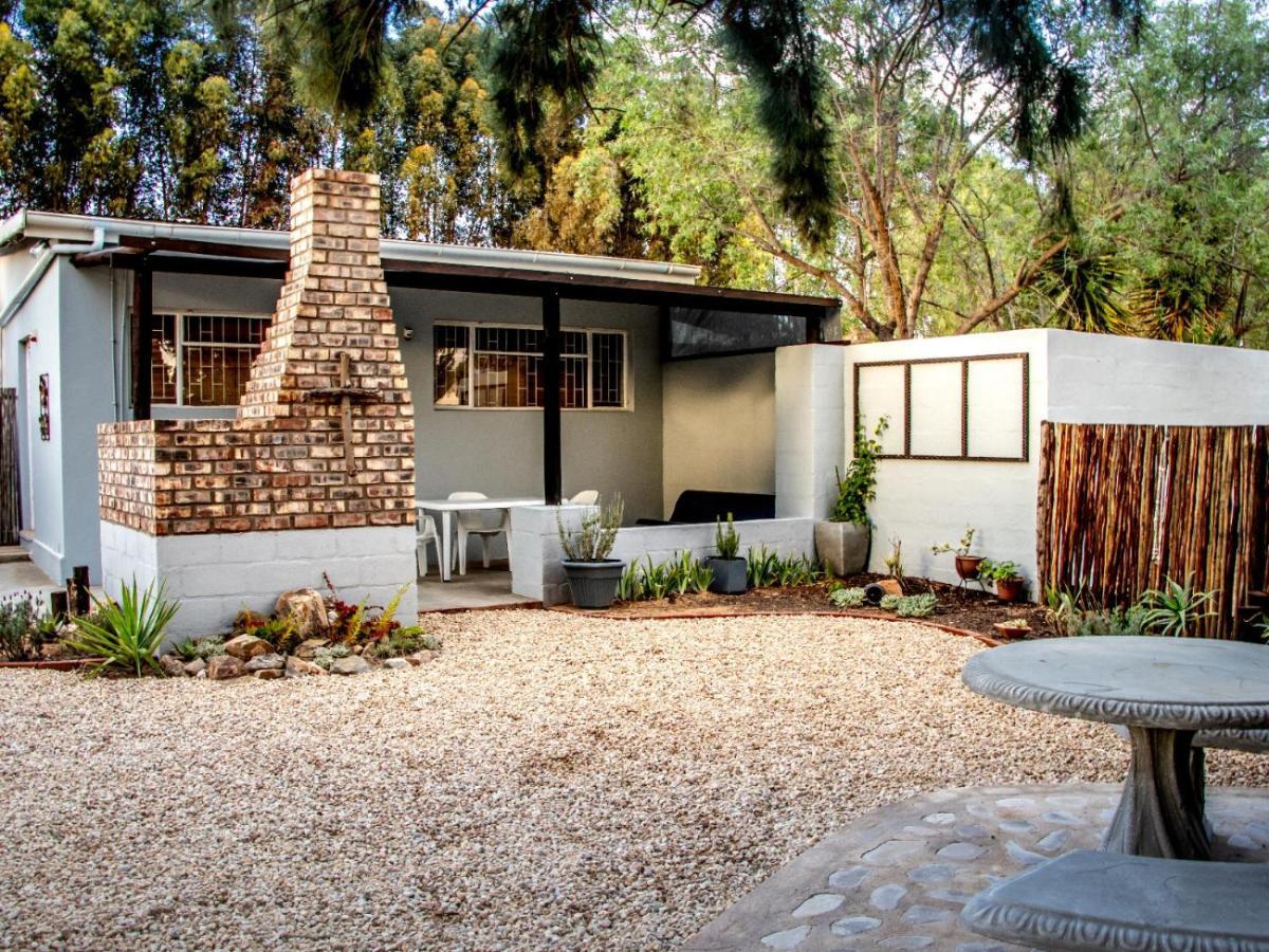 18 On Mark Willowmore Exterior foto